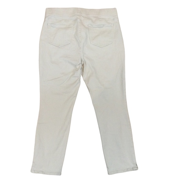 NYDJ Beige Lift Tuck Technology Pull-On Cropped Pants Size 14 - Picture 3 of 13